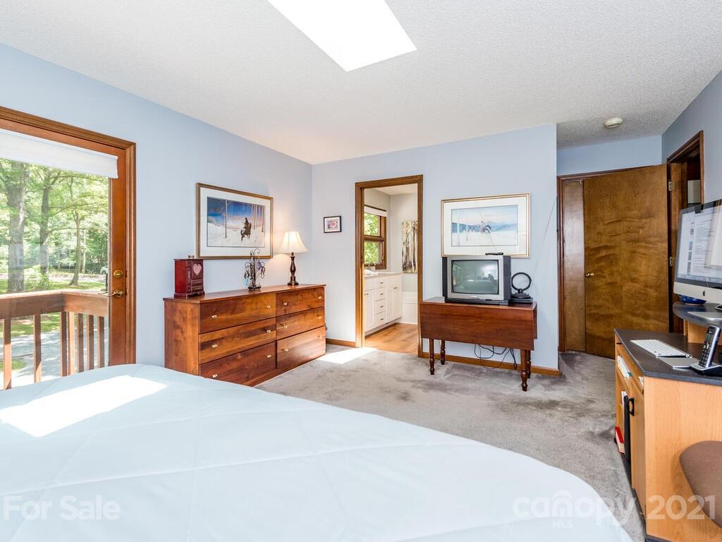 55 Ivy Lane Fletcher NC 28732