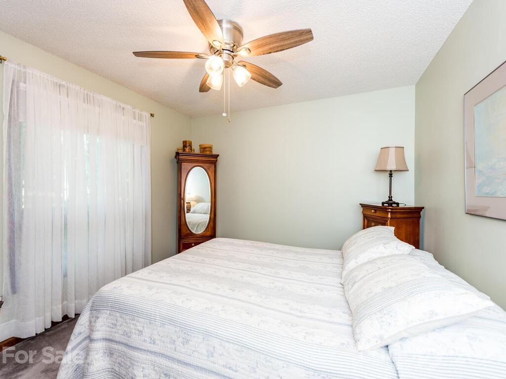 55 Ivy Lane Fletcher NC 28732