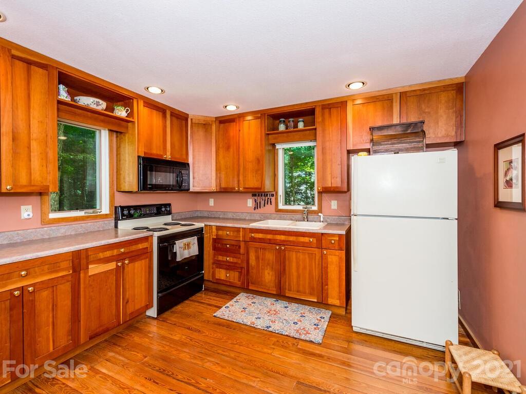 55 Ivy Lane Fletcher NC 28732