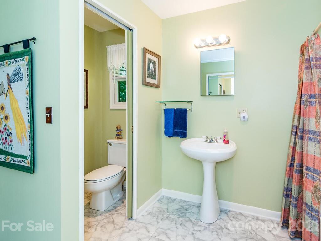 55 Ivy Lane Fletcher NC 28732