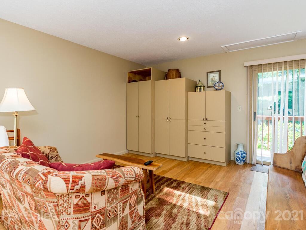 55 Ivy Lane Fletcher NC 28732