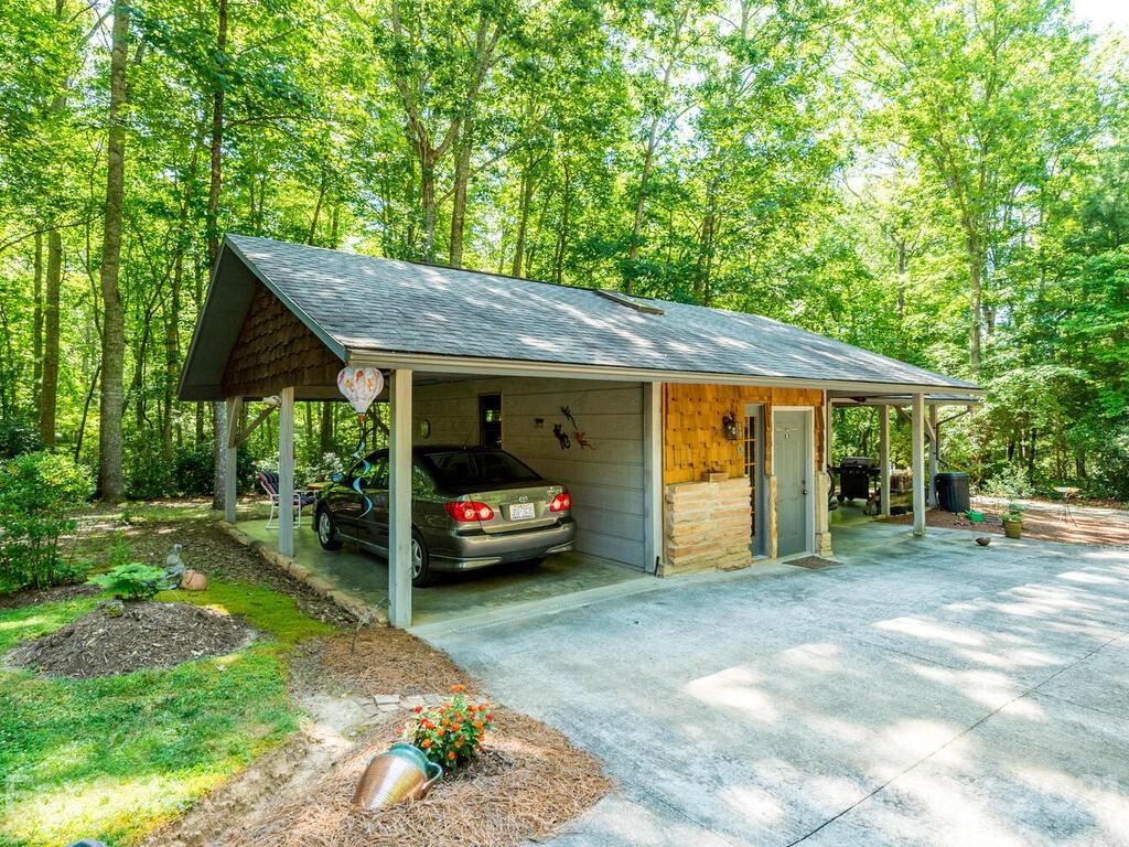 55 Ivy Lane Fletcher NC 28732