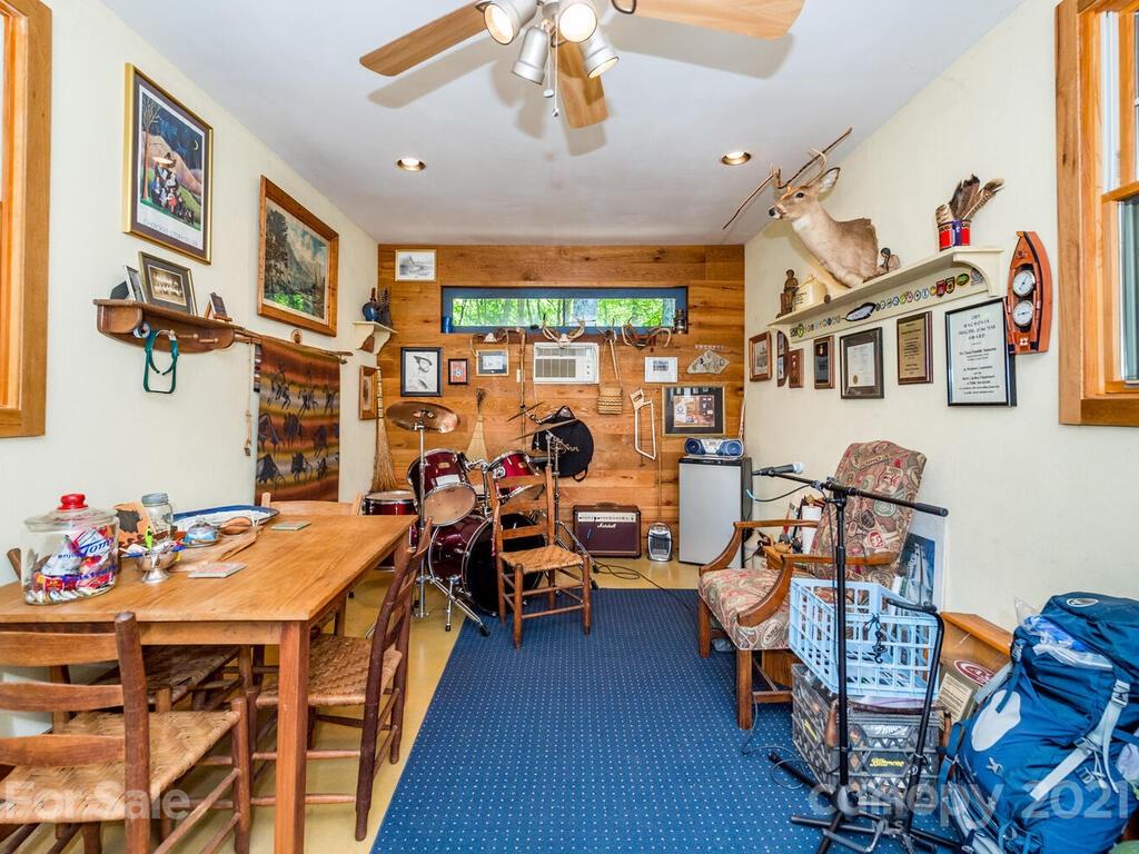 55 Ivy Lane Fletcher NC 28732