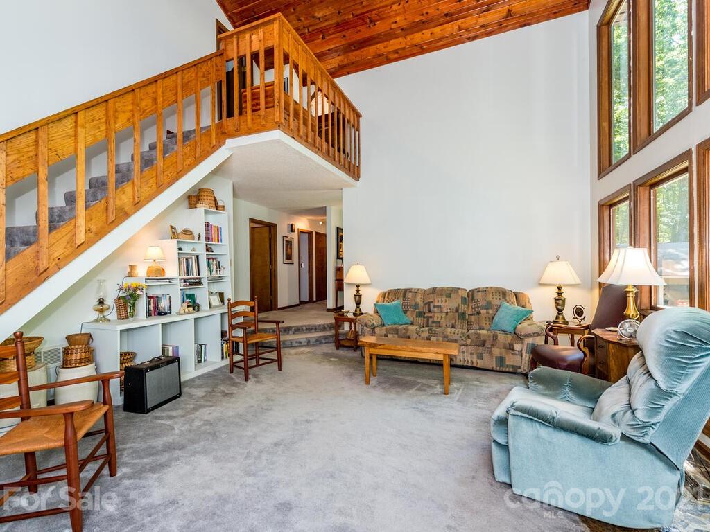55 Ivy Lane Fletcher NC 28732