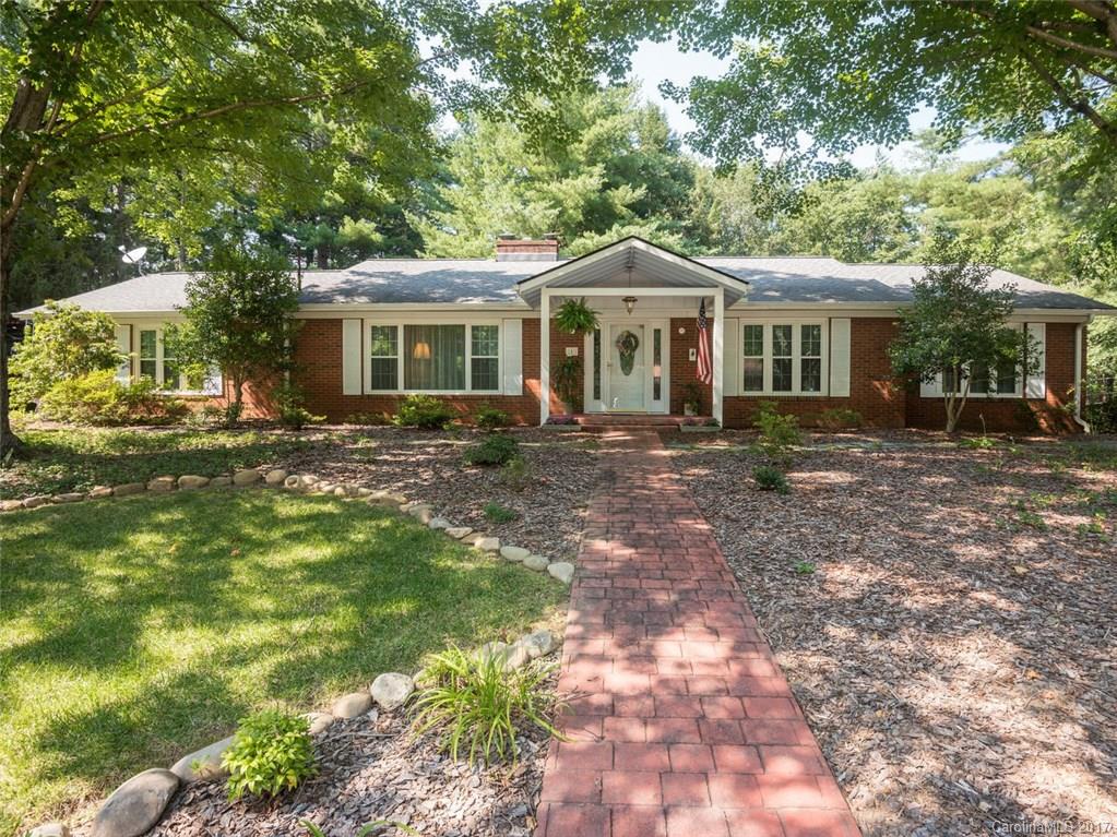 1 Pheasant Ridge Drive Asheville NC 28804