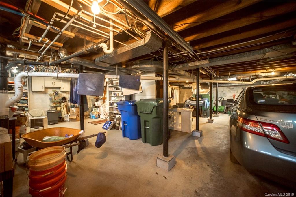 182 School Road Asheville NC 28806