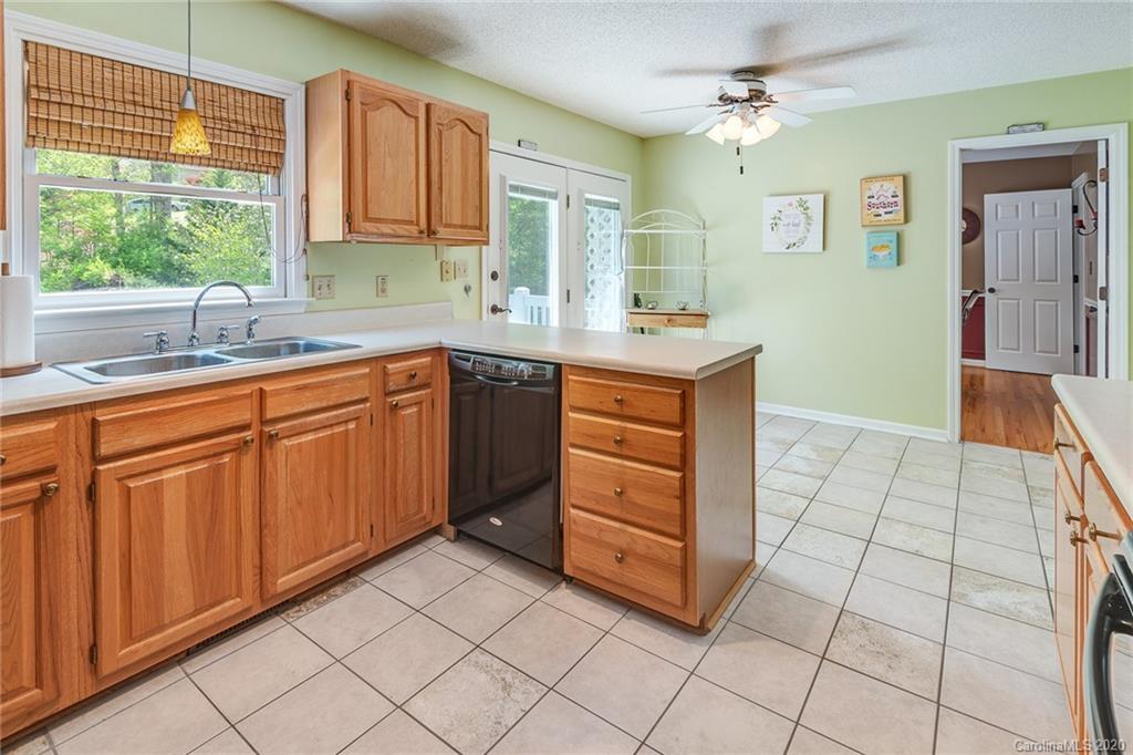 6 Springfield Way Arden NC 28704