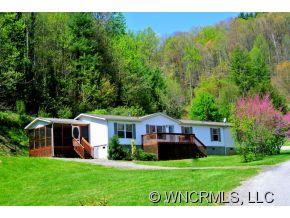 469 Champ Ray Road Burnsville NC 28714