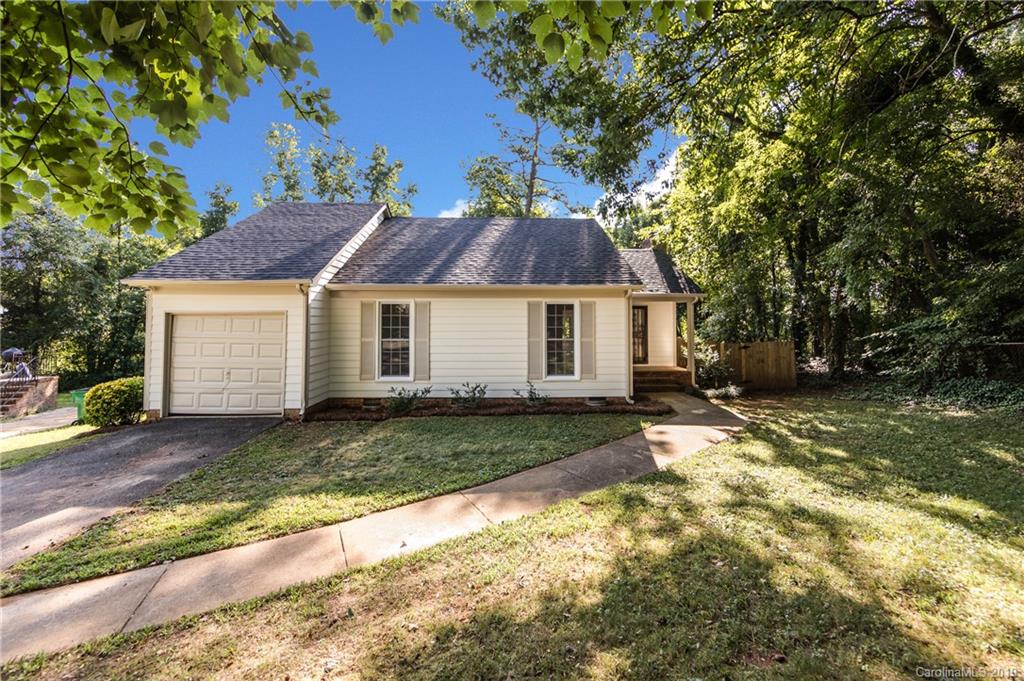 1800 Chalfont Court Charlotte NC 28262