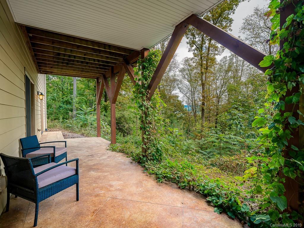 64 Fox Den Road Asheville NC 28805