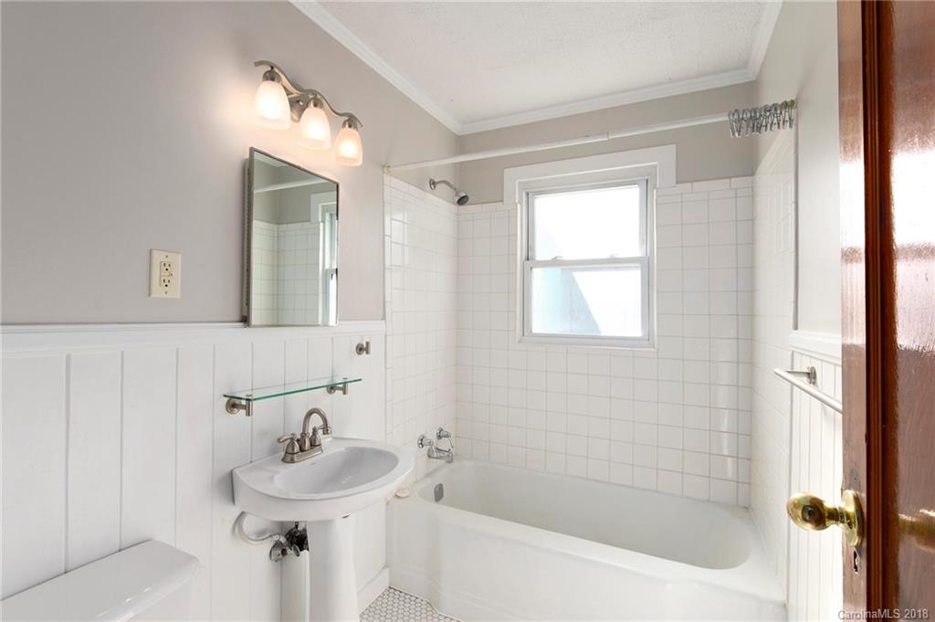 194 Sulphur Springs Road Asheville NC 28806