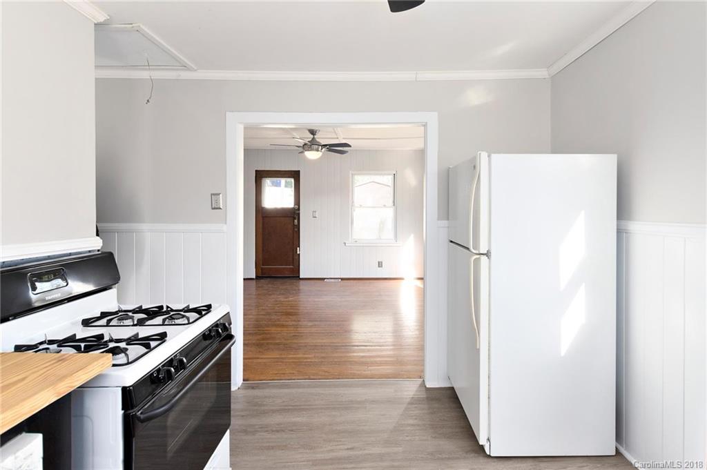 194 Sulphur Springs Road Asheville NC 28806