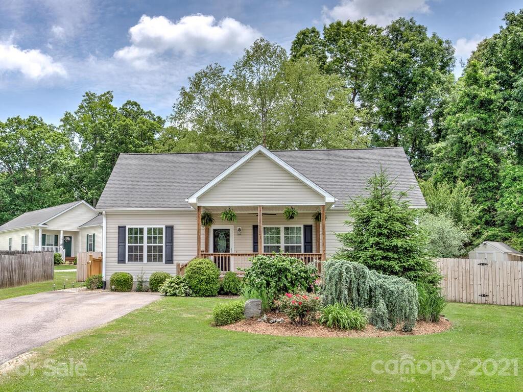 104 Pickers Court Arden NC 28704
