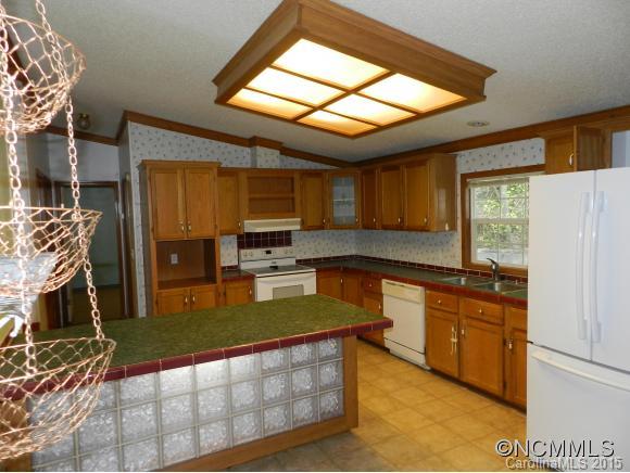 353 Upward Way Waynesville NC 28785