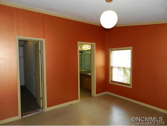 353 Upward Way Waynesville NC 28785