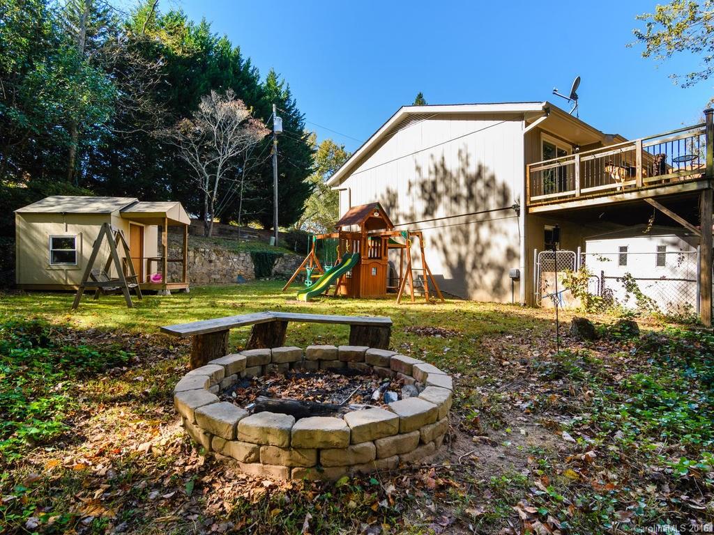 10 Holly Hill Court Asheville NC 28806