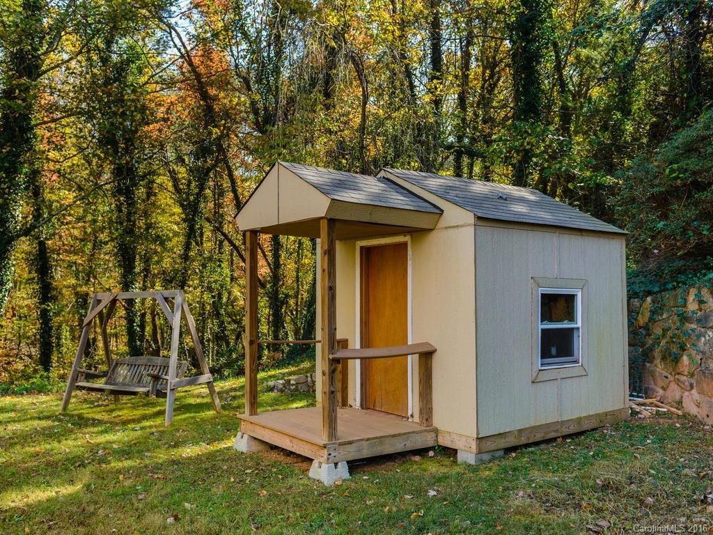10 Holly Hill Court Asheville NC 28806
