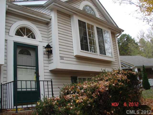 7313 Glenmont Drive Charlotte NC 28227