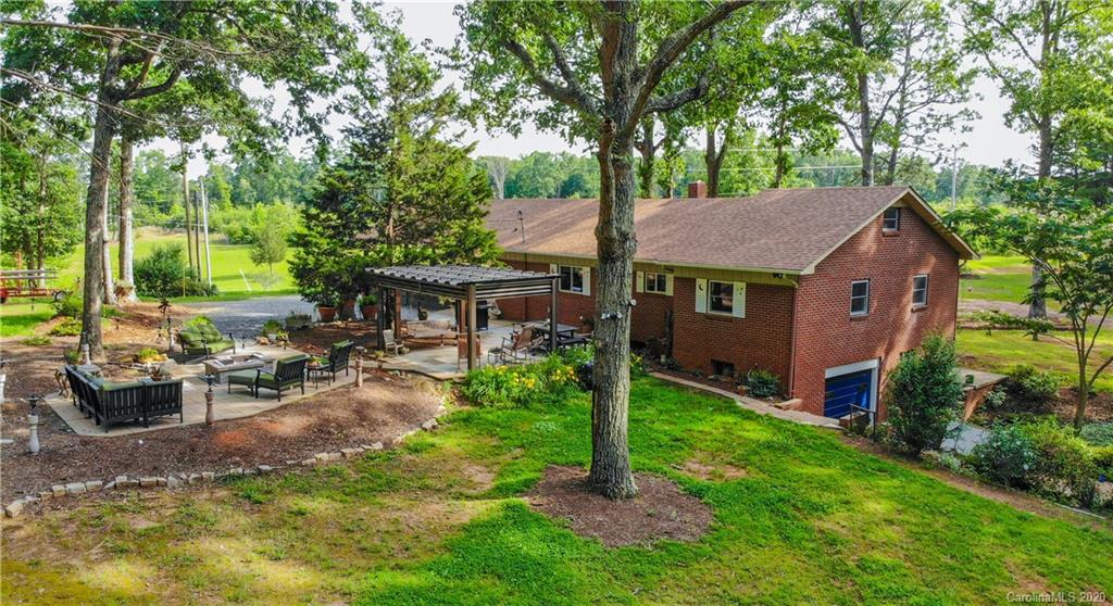 357 Lake Lamar Loop Nebo NC 28761