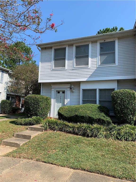 7511 Holly Grove Court Charlotte NC 28227