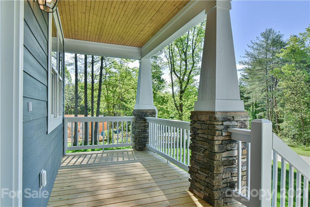 22 Wood Path Lane Arden NC 28704