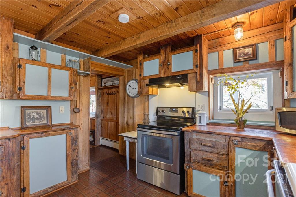 2560 King Road Pisgah Forest NC 28768