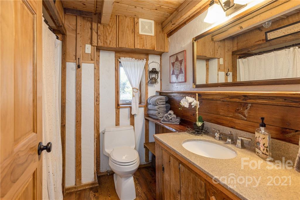 2560 King Road Pisgah Forest NC 28768