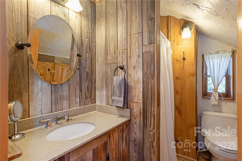 2560 King Road Pisgah Forest NC 28768