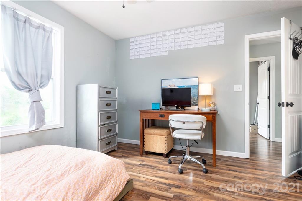 25 Danielbrooke Drive Asheville NC 28806