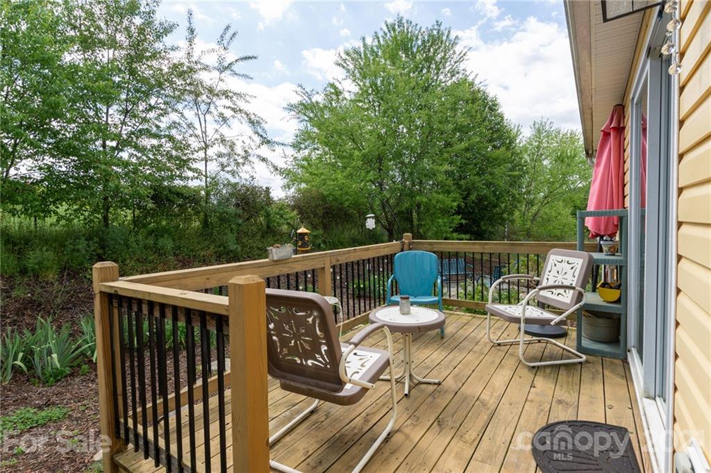 25 Danielbrooke Drive Asheville NC 28806