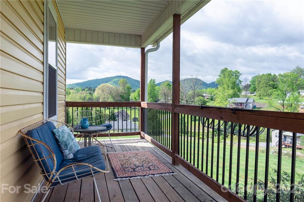 25 Danielbrooke Drive Asheville NC 28806