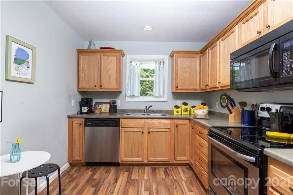 25 Danielbrooke Drive Asheville NC 28806