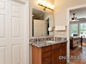 39 Falcon Crest Fairview NC 28730