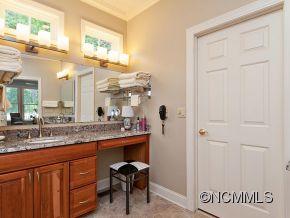 39 Falcon Crest Fairview NC 28730