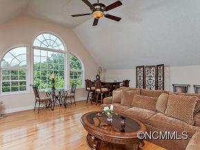 39 Falcon Crest Fairview NC 28730