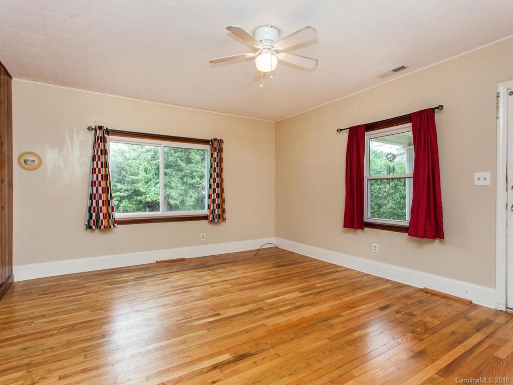 33 State Street Asheville NC 28806