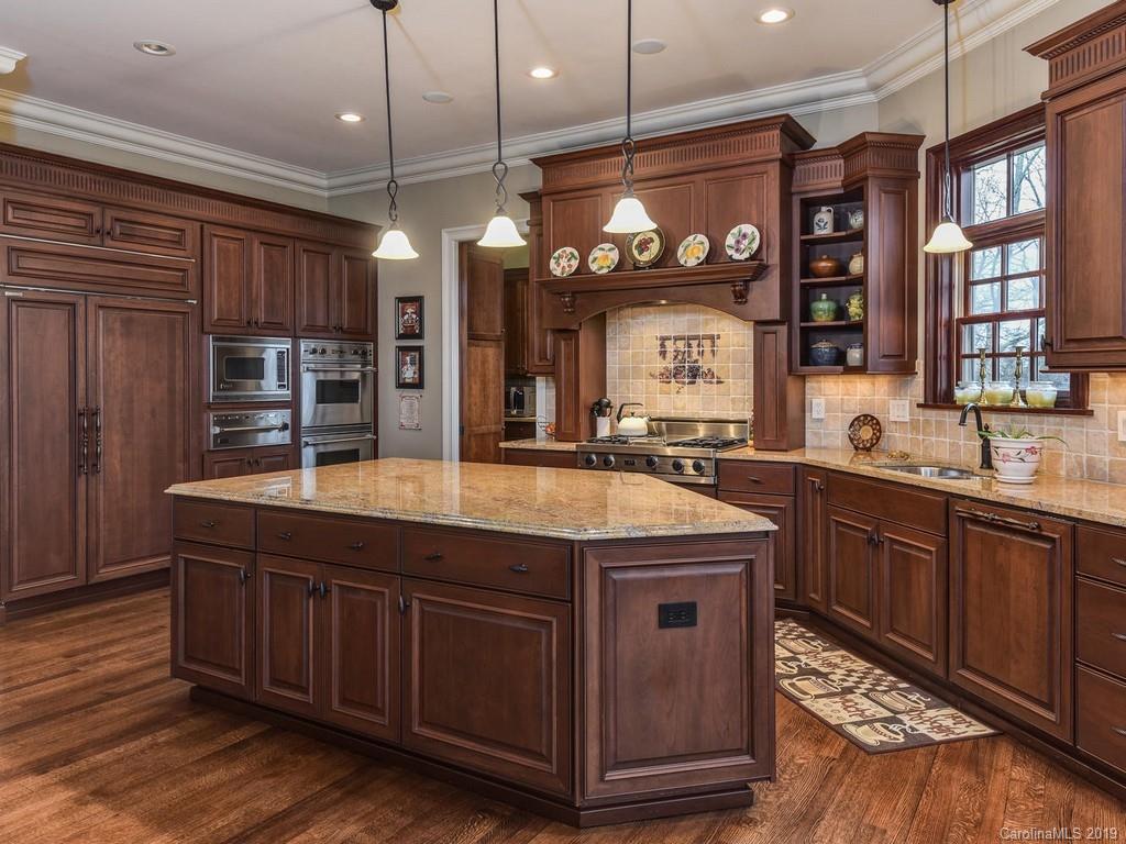 319 S Braeside Court Asheville NC 28803
