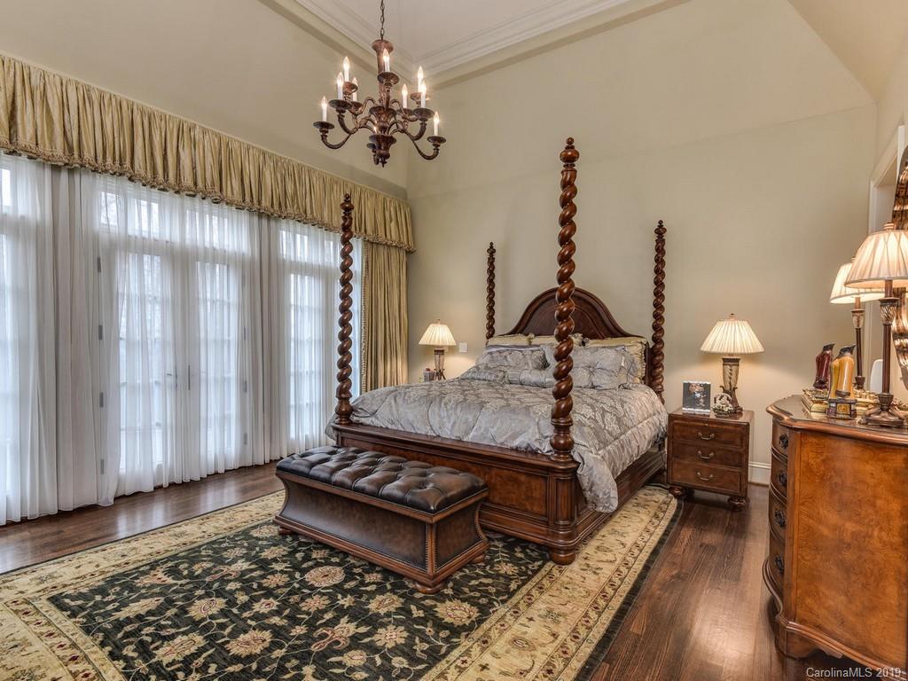 319 S Braeside Court Asheville NC 28803