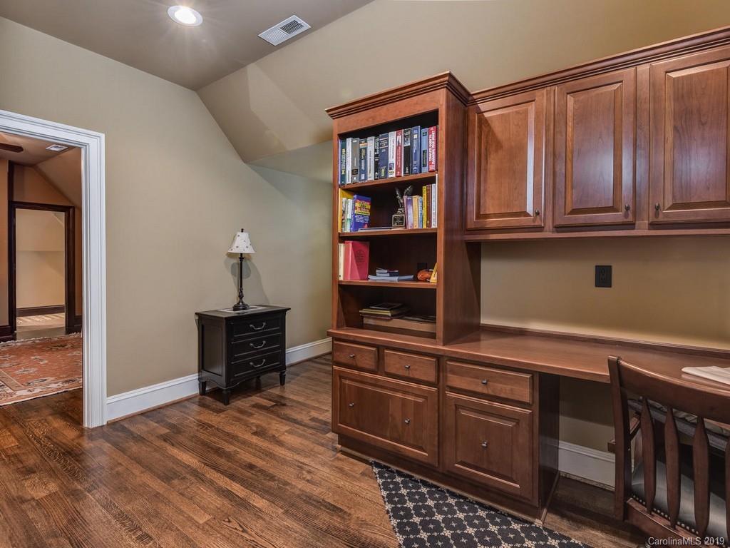 319 S Braeside Court Asheville NC 28803