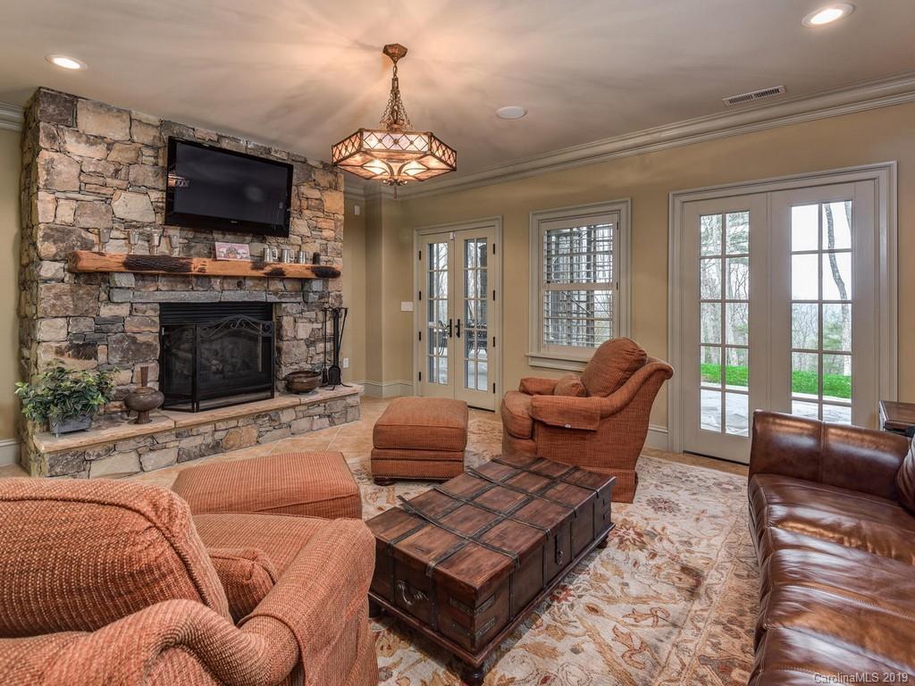 319 S Braeside Court Asheville NC 28803