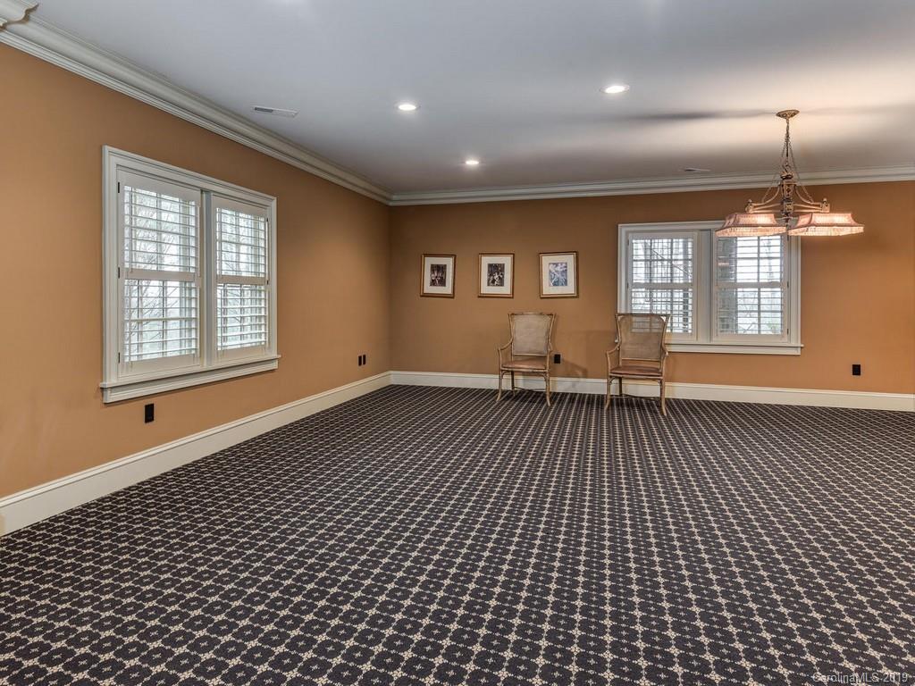 319 S Braeside Court Asheville NC 28803