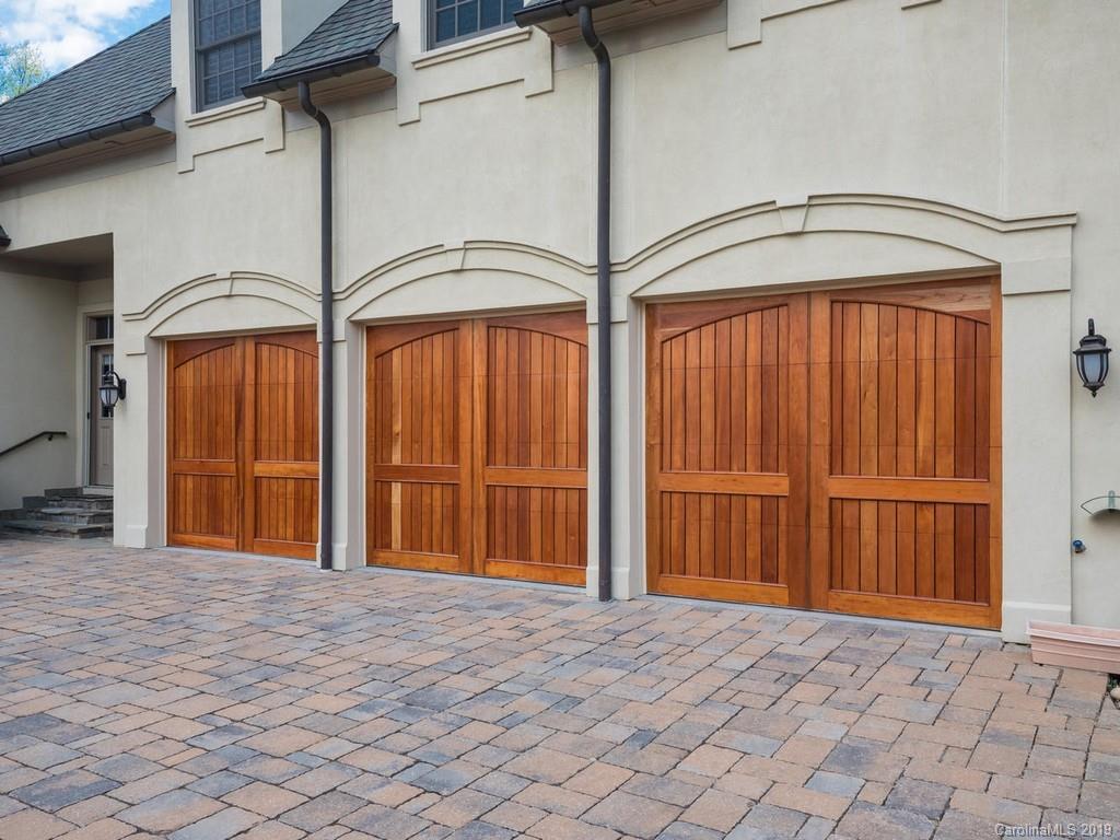 319 S Braeside Court Asheville NC 28803