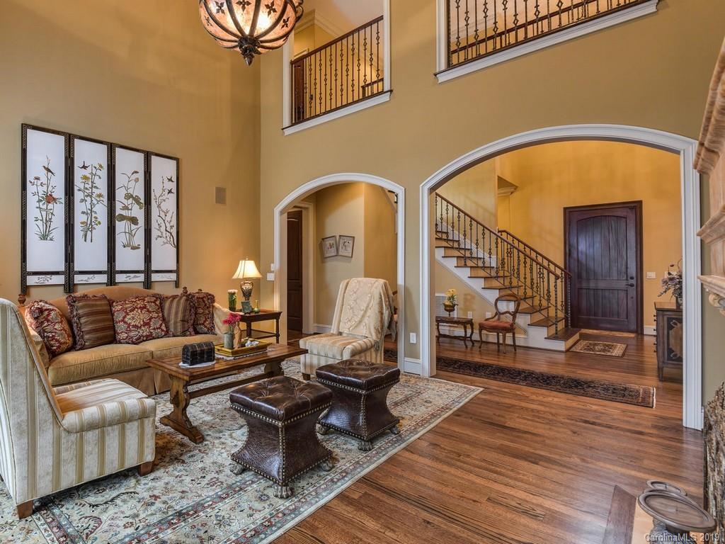 319 S Braeside Court Asheville NC 28803