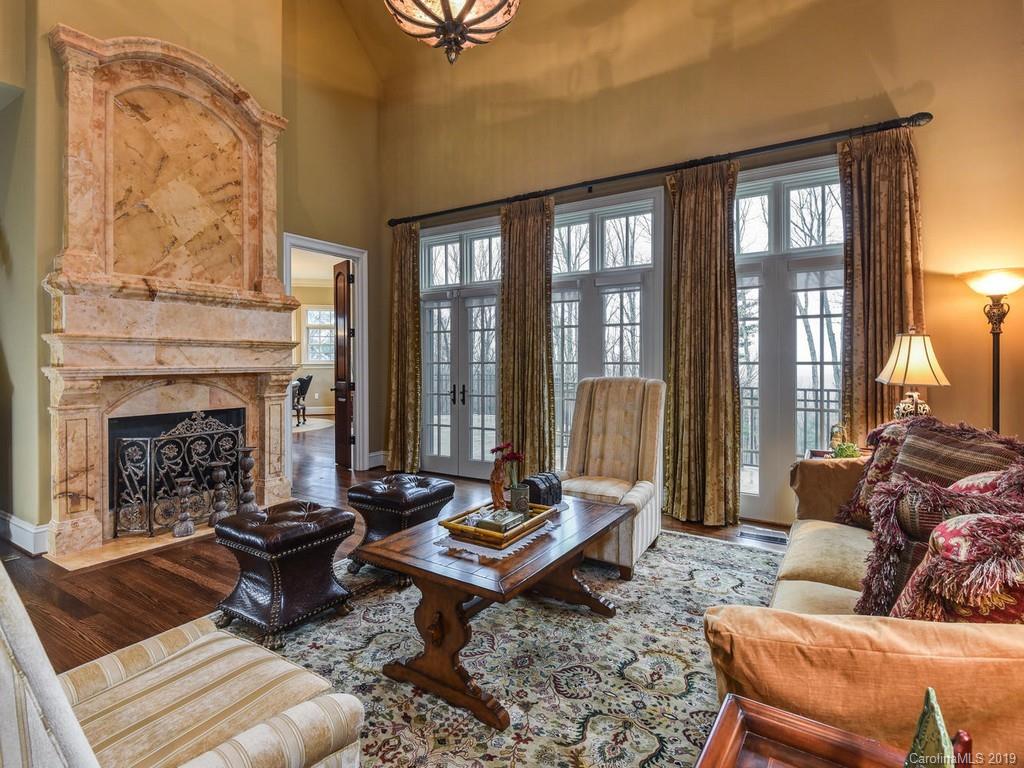 319 S Braeside Court Asheville NC 28803