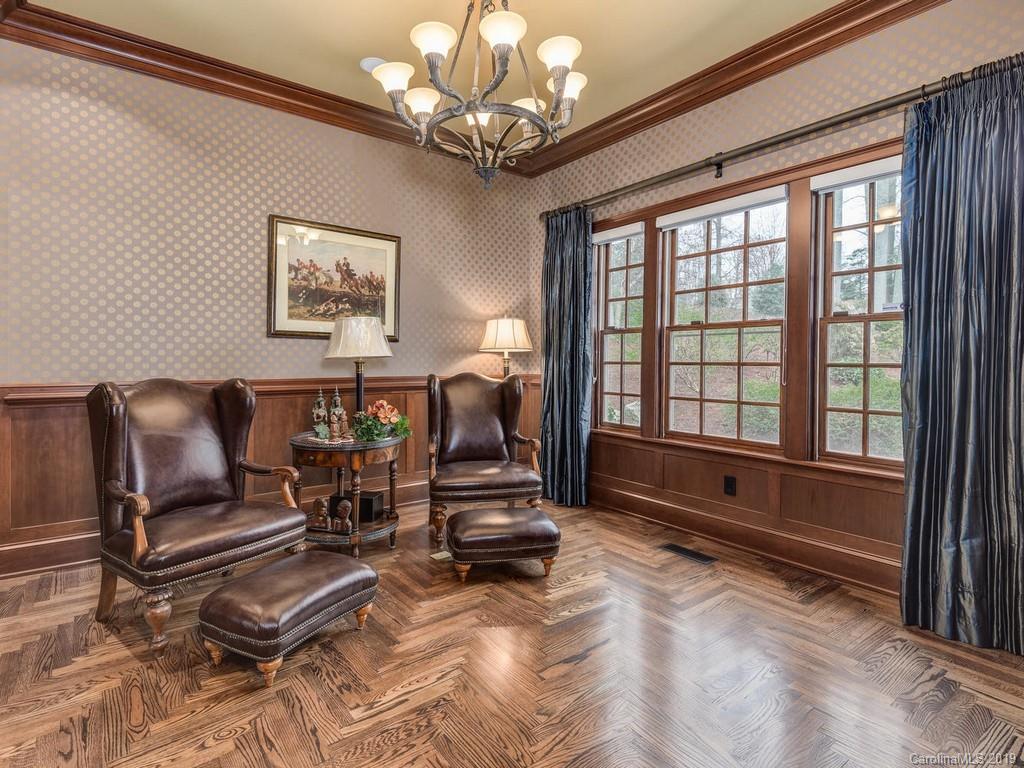 319 S Braeside Court Asheville NC 28803