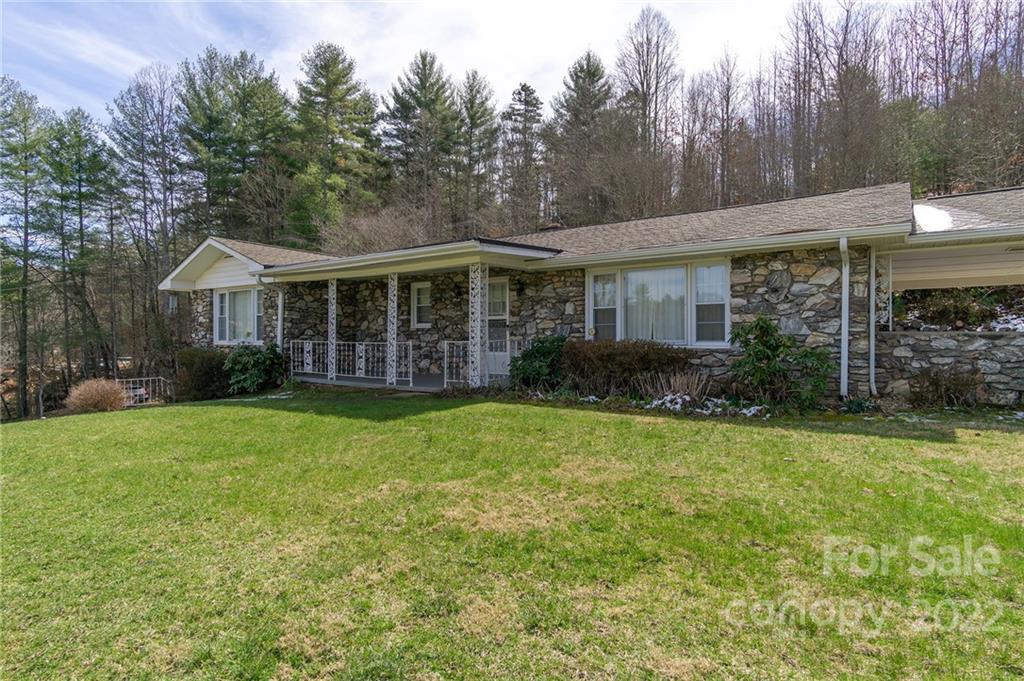 60 Upper Roberts Branch Road Weaverville NC 28787
