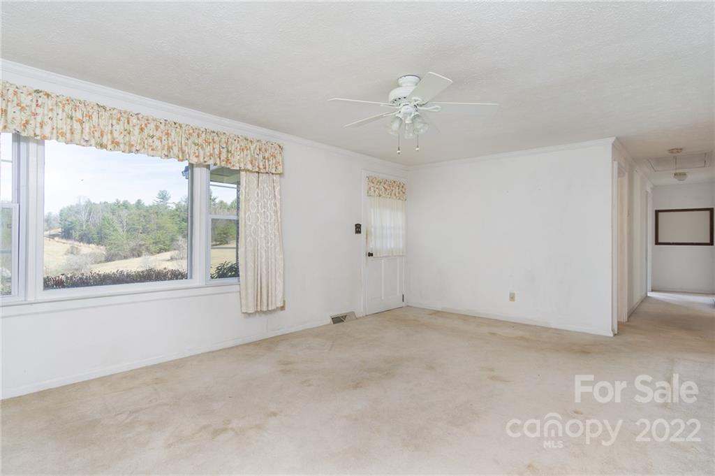 60 Upper Roberts Branch Road Weaverville NC 28787