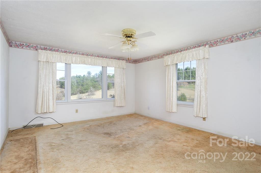 60 Upper Roberts Branch Road Weaverville NC 28787