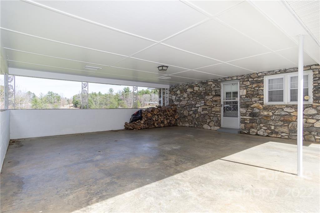 60 Upper Roberts Branch Road Weaverville NC 28787