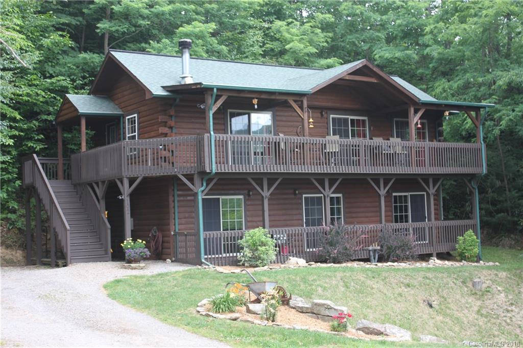 102 Flossie Bell Lane Waynesville NC 28785